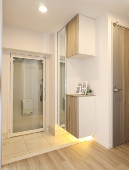 玄関の内窓・侵入抑止効果・二重の窓で簡単に侵入させない