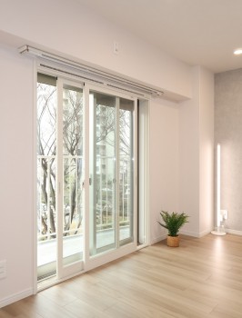 リビングの内窓・結露軽減・結露をおさえ、いつも快適に