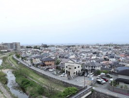 バルコニーからの眺望・南側・大阪や西宮の街並みが見えます