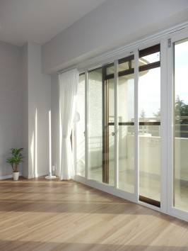 リビングの内窓・断熱効果・冬でも薄着でぽっかぽか リビングの内窓・断熱効果・冬でも薄着でぽっかぽか