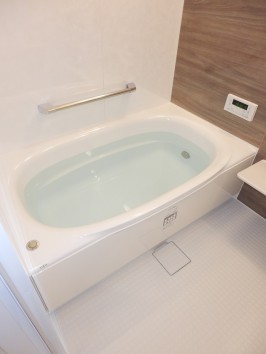 UB内寸は広い1418サイズ・足を伸ばせるゆったりとした140センチの浴槽 UB内寸は広い1418サイズ・足を伸ばせるゆったりとした140センチの浴槽